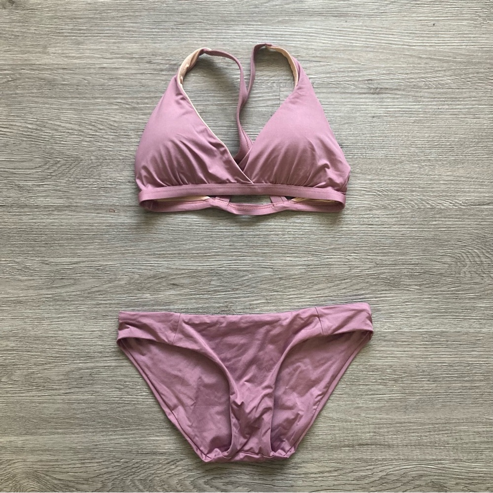 Patagonia bottom turn bikini top and sunamee bikini bottoms